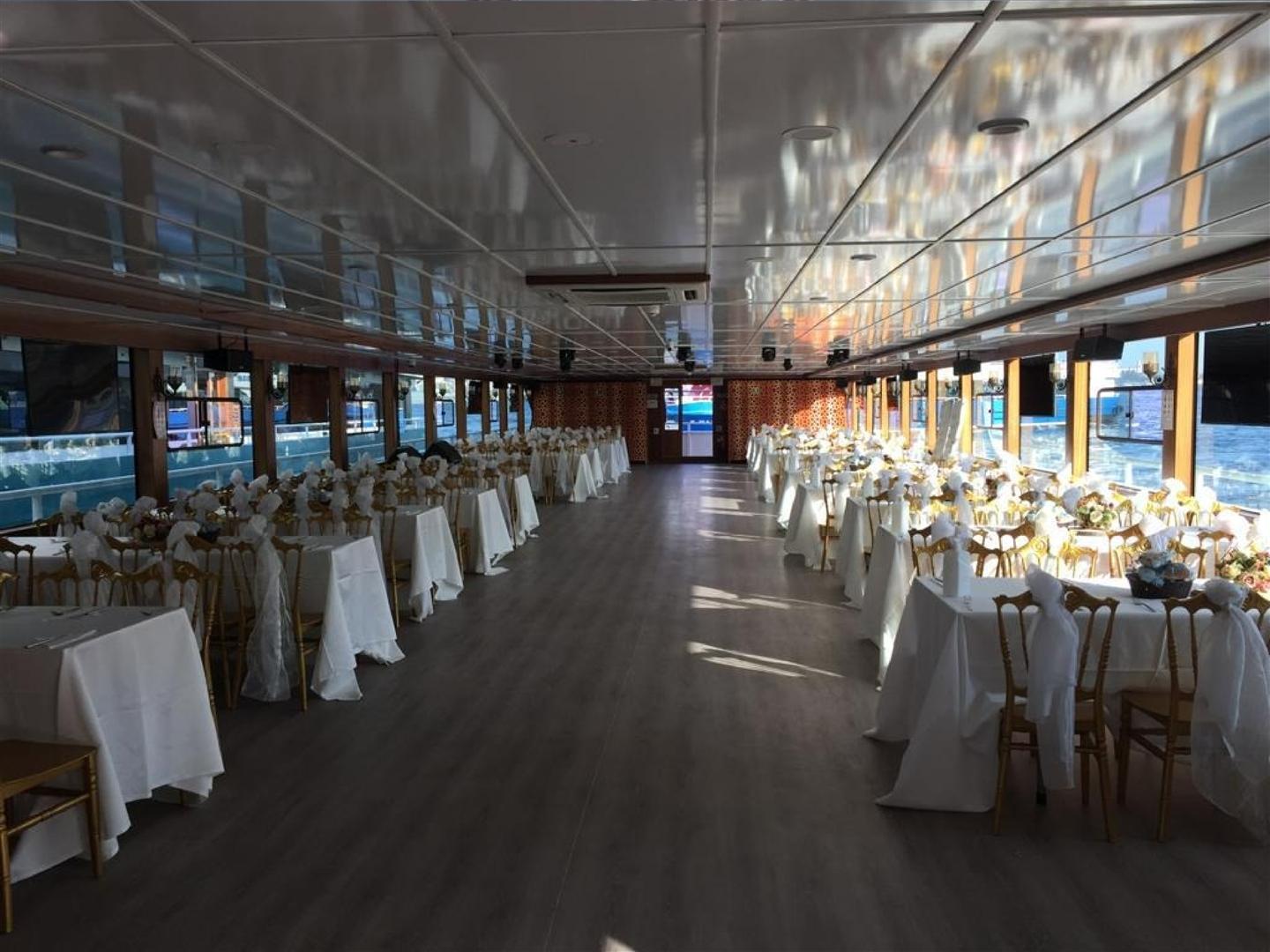 Boat Tours and Events 6