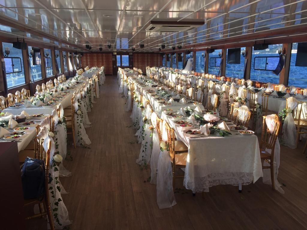 Wedding on boat 2